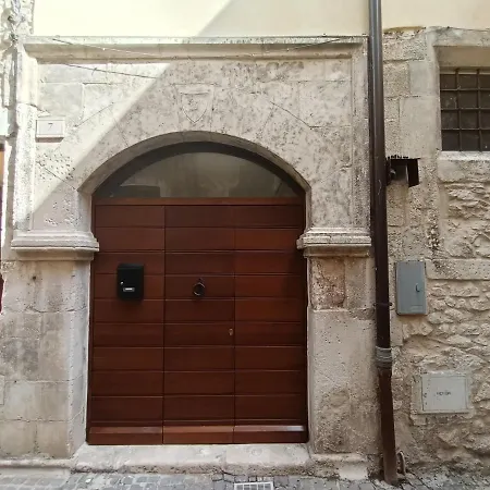 La Casetta Di Bianca Sulmona Buitenkant foto